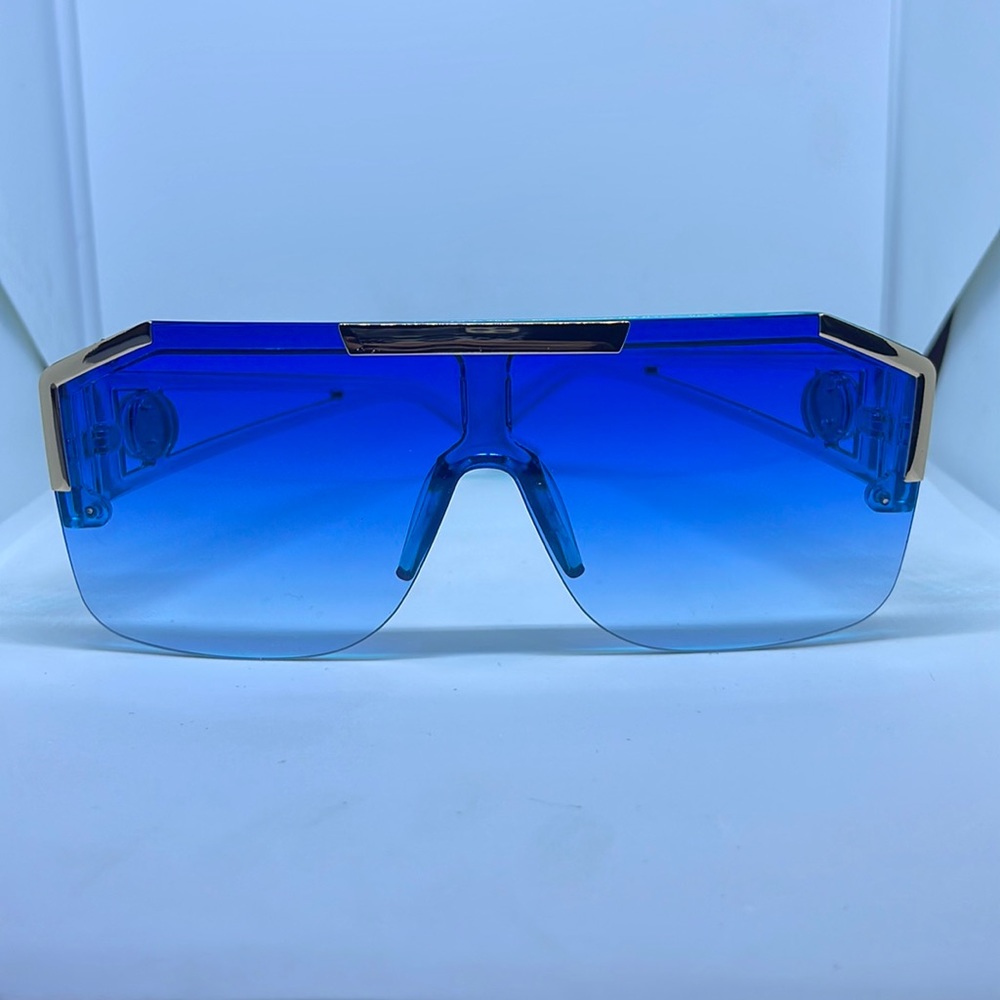 Sunglasses - Picture 1 of 5